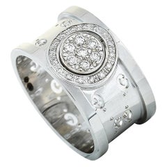 Gucci Icon Twirl 18 Karat White Gold Diamond Band Ring