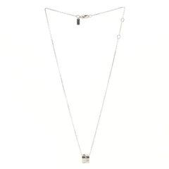 Gucci Collier pendentif « Icon Twirl » en or blanc 18 carats avec diamants