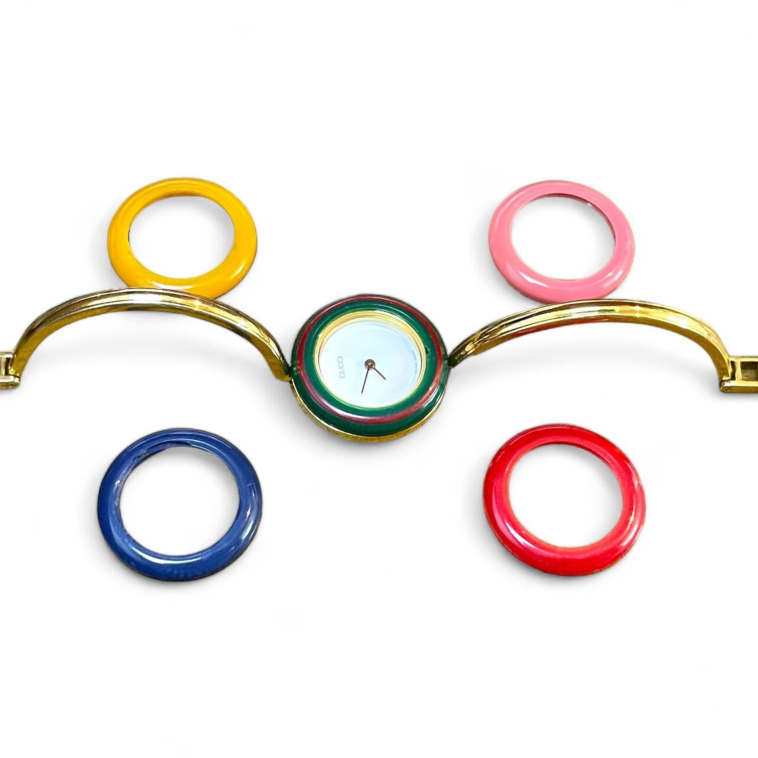 Stile iconico Gucci: Orologio con lunetta multipla per ogni occasione 2