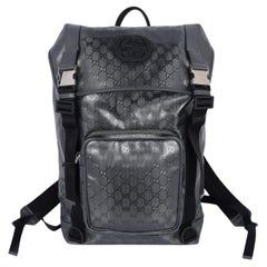 Gucci Imprime Rucksack mit Monogramm und ineinandergreifender G-Doppelschnalle in Schwarz-grau