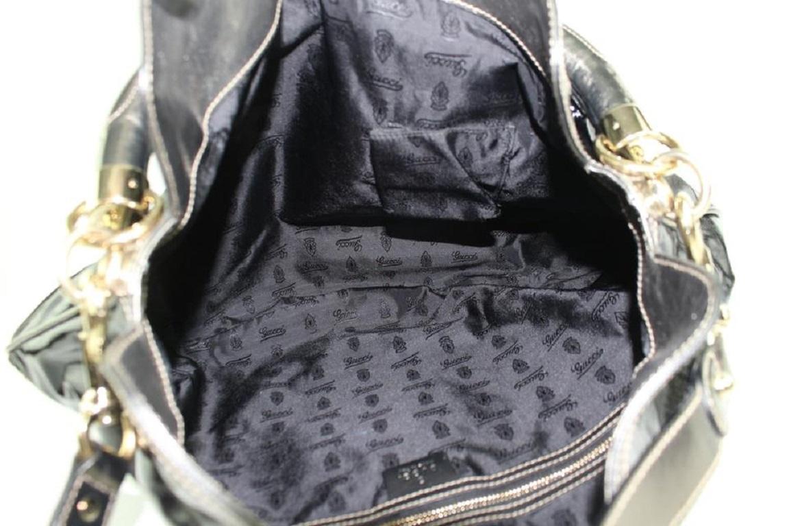 Gucci Indy Hobo Babouska 2way 9gz0918 Black Patent Leather Messenger Bag In Good Condition For Sale In Dix hills, NY
