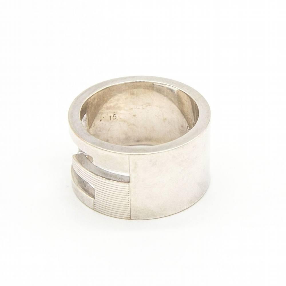 GUCCI Initial G ring in silver In Excellent Condition For Sale In Barcelona, CT