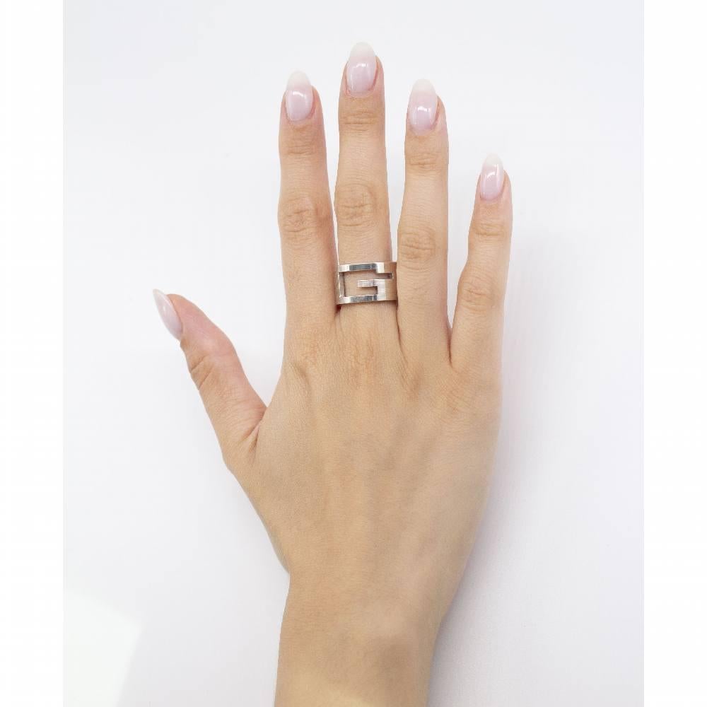 GUCCI Initial G ring in silver For Sale 3