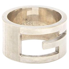 Anillo con la inicial G de GUCCI en plata