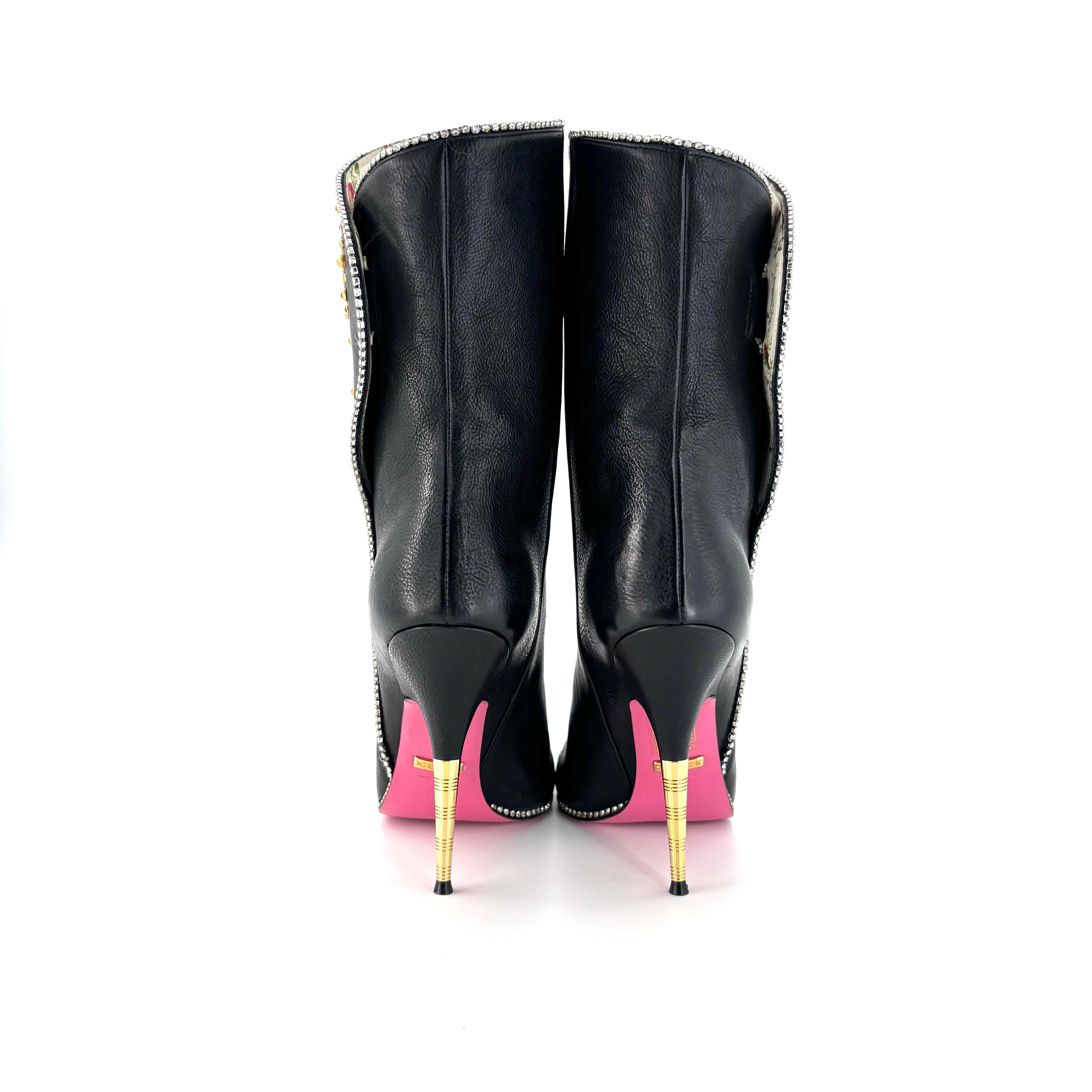 Donna Gucci Stivali a spillo in pelle nera impreziositi da strass floreali 37 in vendita