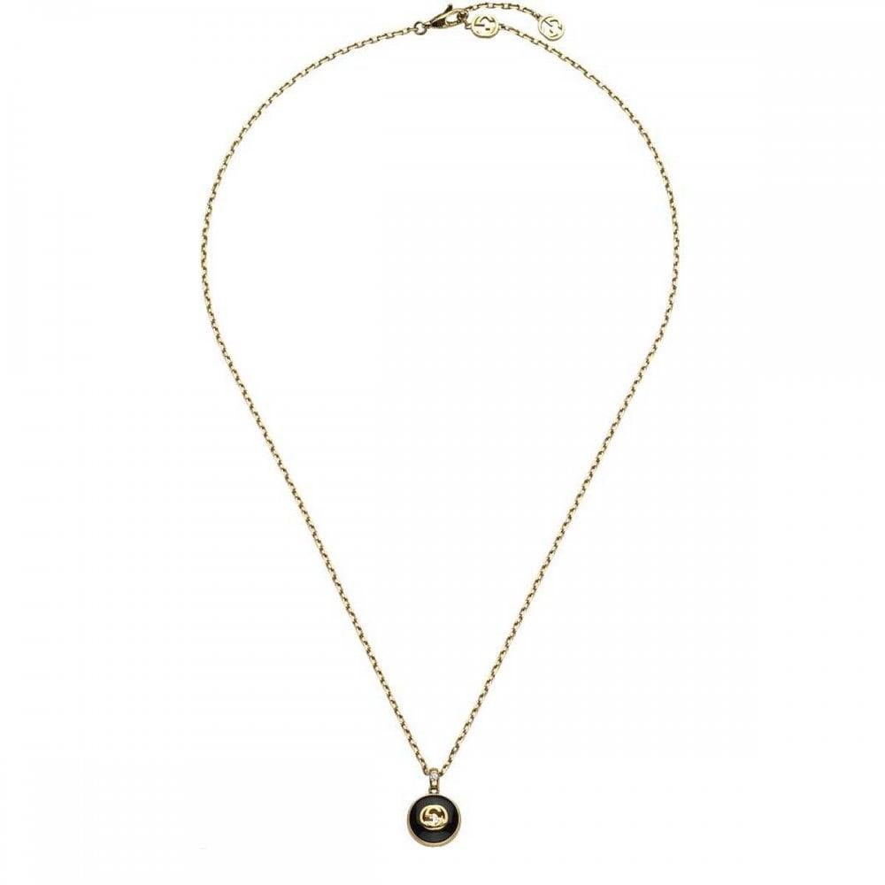 Collane da donna Gucci. Serie G ad incastro. SKU: YBB789340001. Colore: giallo. Tipo di metallo: Oro giallo. Timbro in metallo: 18k. Tipo di pietra preziosa: Nessuna. Stile della collana: 1 Banda. Gucci Collana a catena intrecciata in 18 carati con