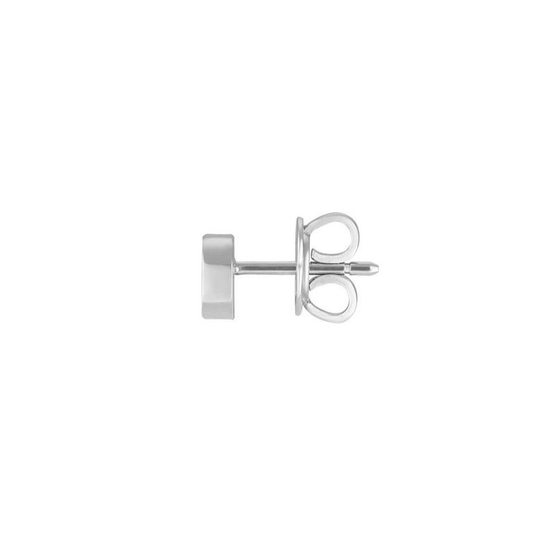 Gucci Interlocking G 18ct White Gold Stud Earrings
Post Back 
YBD662111002

