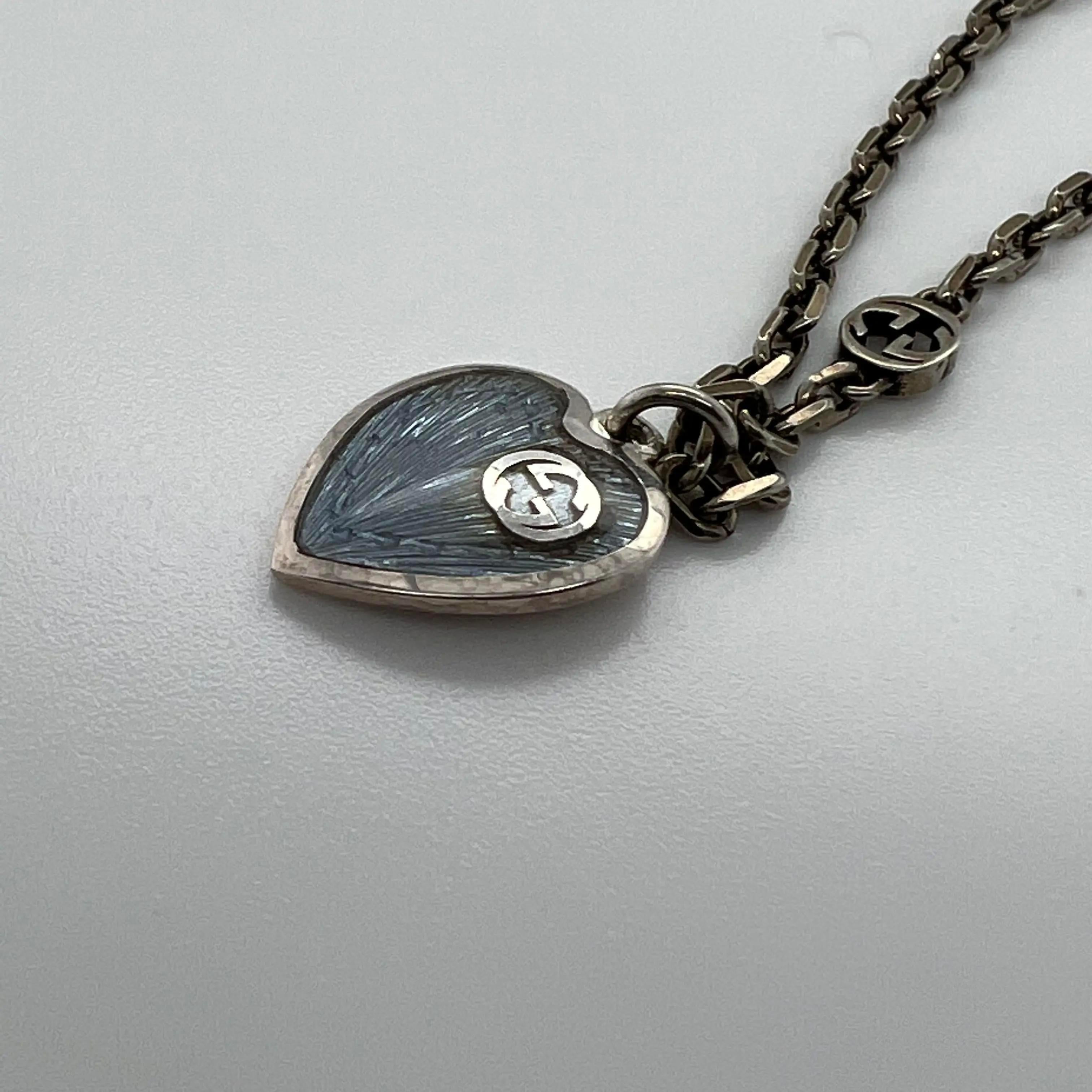 Modern Gucci Interlocking G Light Blue Heart Pendant Necklace 925 Sterling Silver For Sale