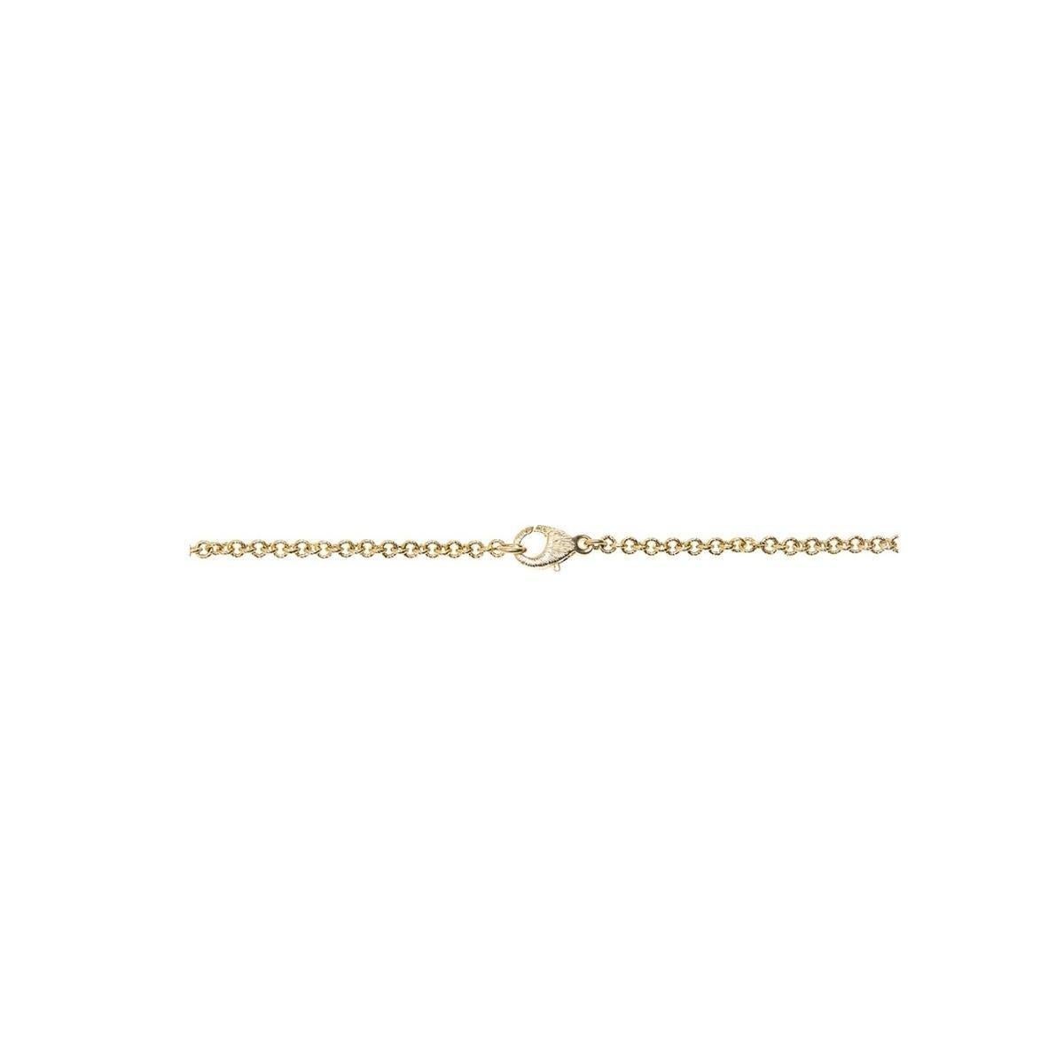Questo girocollo è caratterizzato da abbellimenti in finta perla, un logo GG intrecciato
Abbellimenti in cristallo
Hardware placcato oro
Catena delicata
Chiusura con fibbia.
Composizione: Cristallo, vetro, metallo placcato oro
Prodotto in Italia