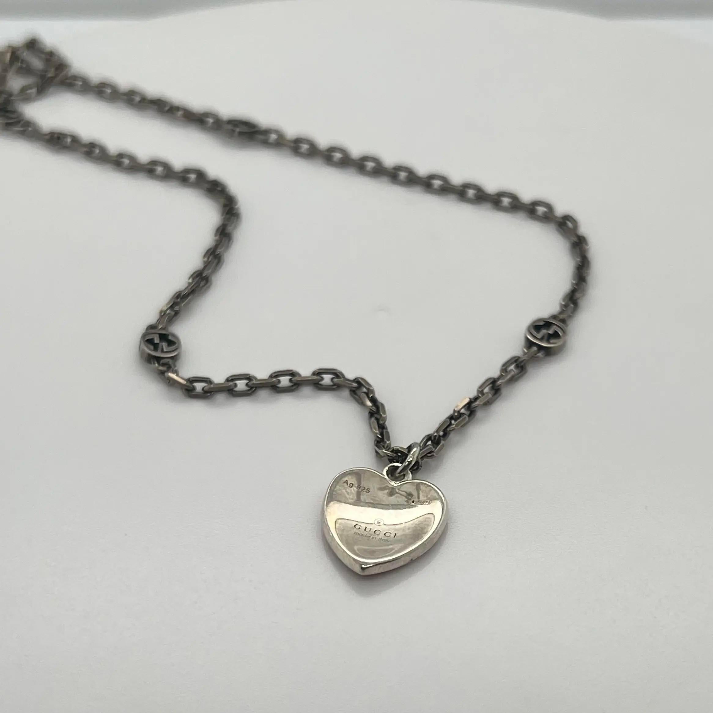 gucci heart necklace with interlocking g