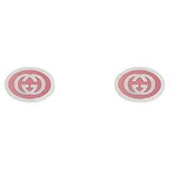 Orecchini Gucci con G intrecciate in argento sterling e smalto rosa YBD753485001