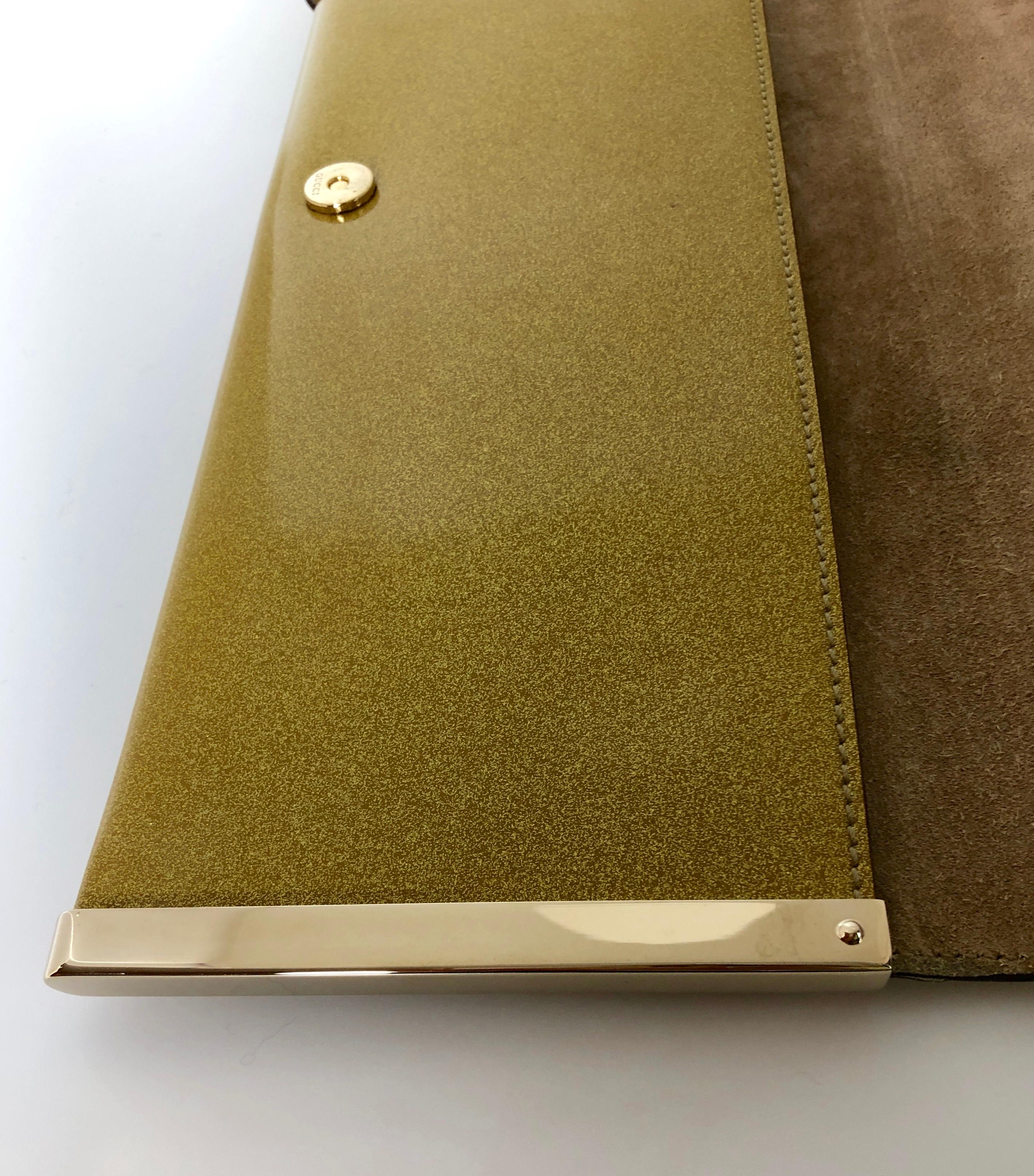 Gucci Iridescent Gold Patent Leather Elongated Clutch with Gold Metal Accents For Sale 8