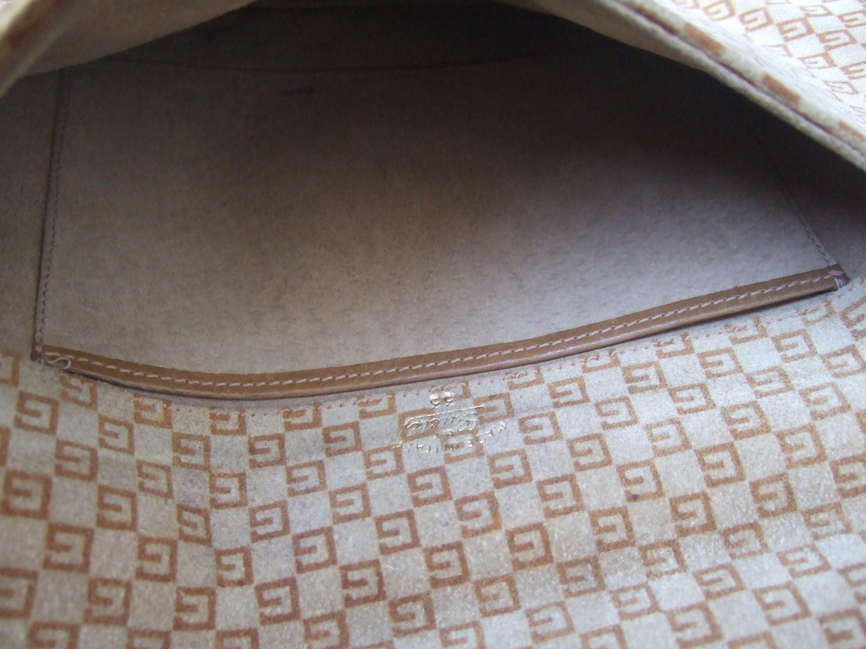 GUCCI Italy Brown Suede Blondie Clutch Bag c 1970s en vente 10