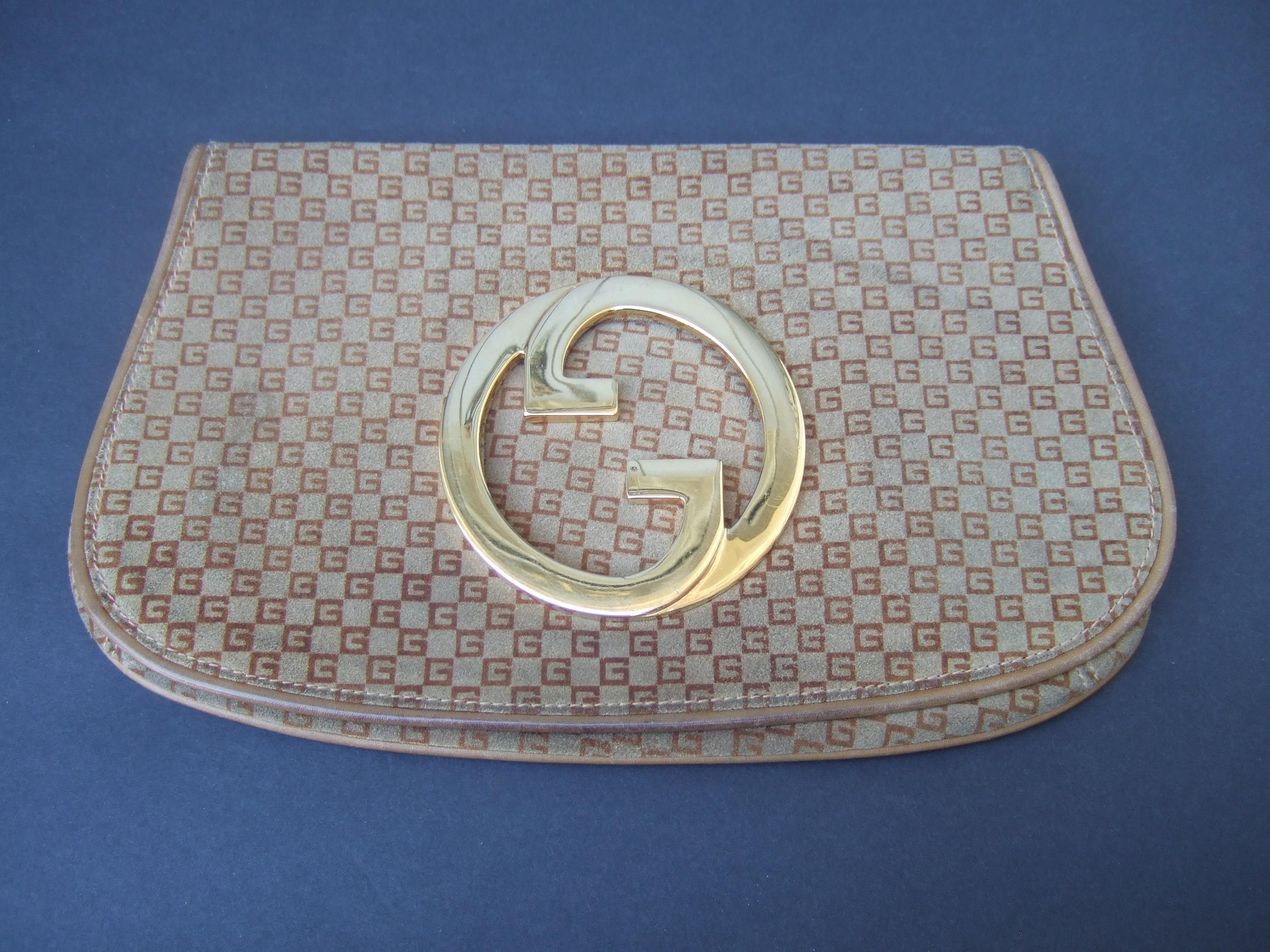 GUCCI Italy Brown Suede Blondie Clutch Bag c 1970s Pour femmes en vente