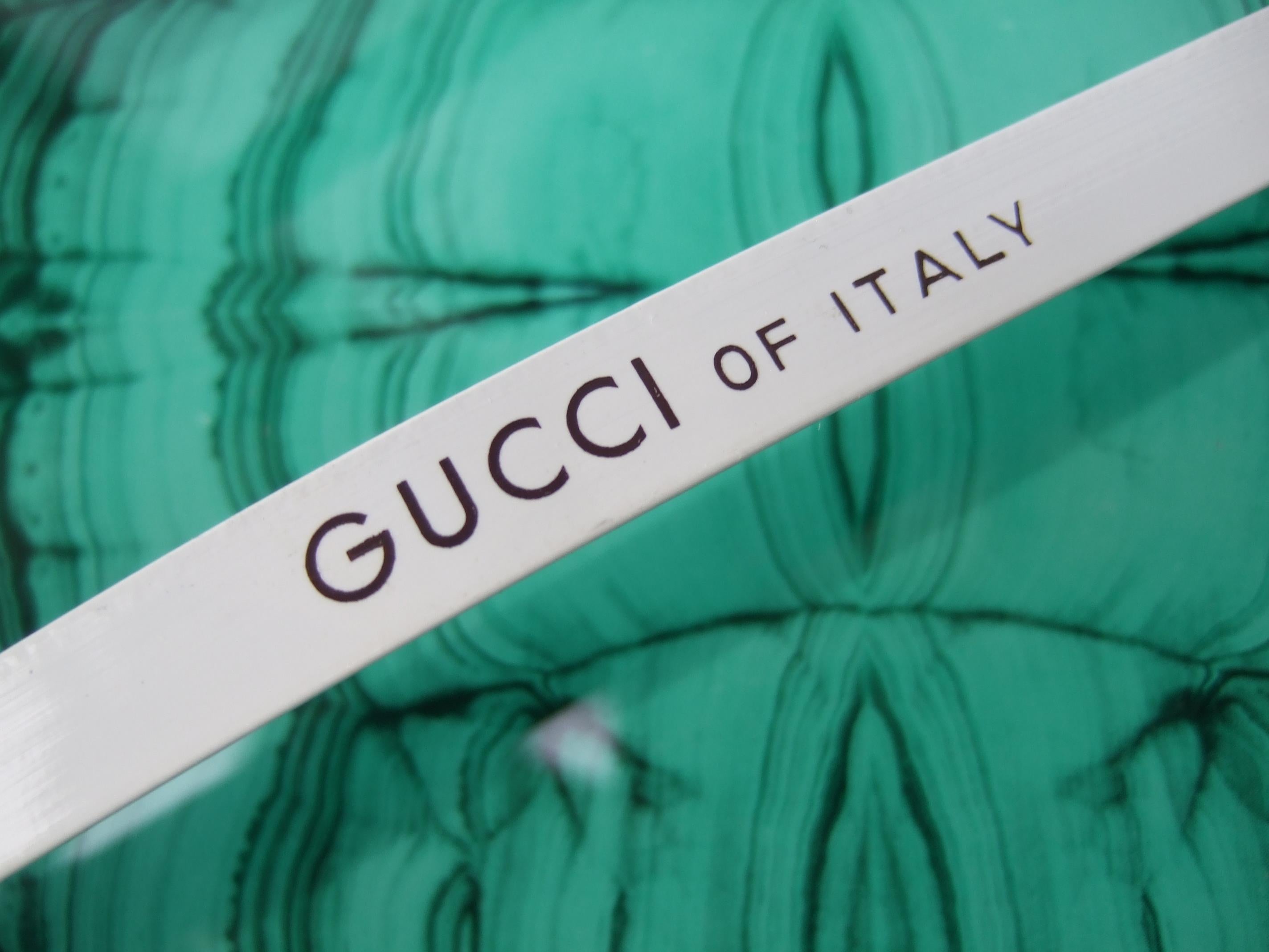 Gucci Italy Canvas Logo pour femmes, années 1990 en vente 2