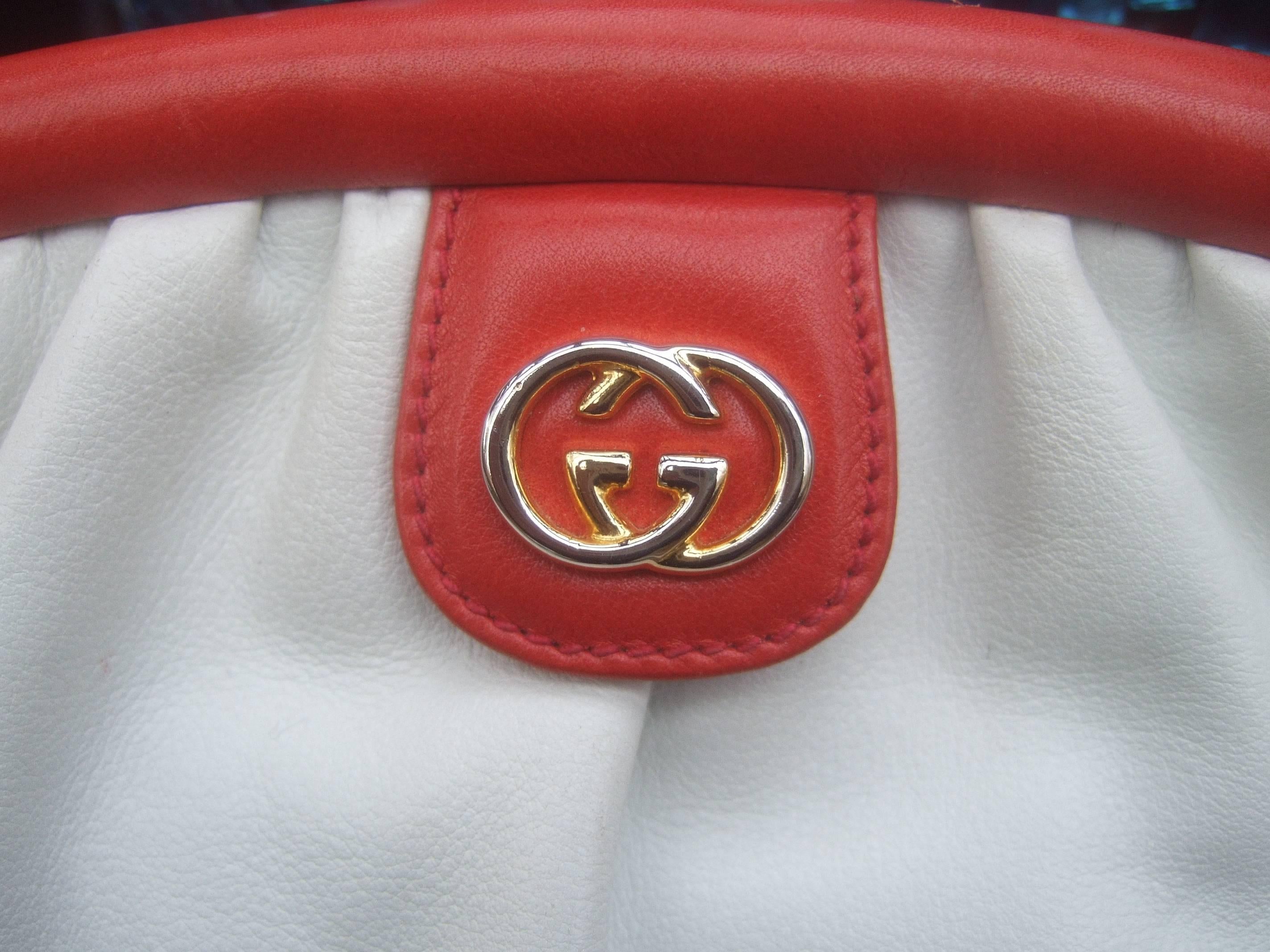 Gucci Italy Crisp White Leather Versatile Shoulder Bag c 1980s In Good Condition In University City, MO