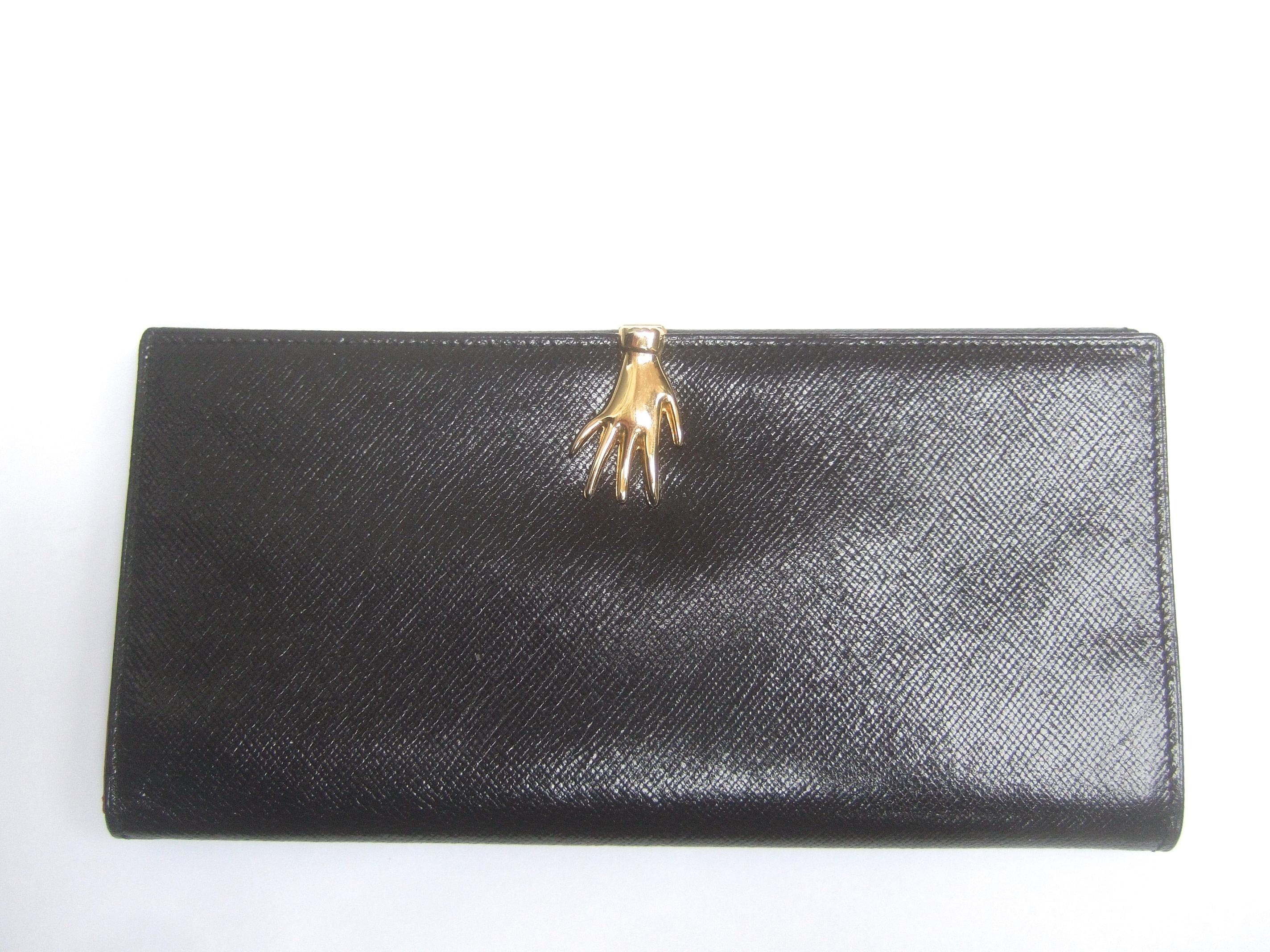 Gucci Italy Ebony Black Leather Hand Clasp Wallet in Presentation Box c 1970s 4
