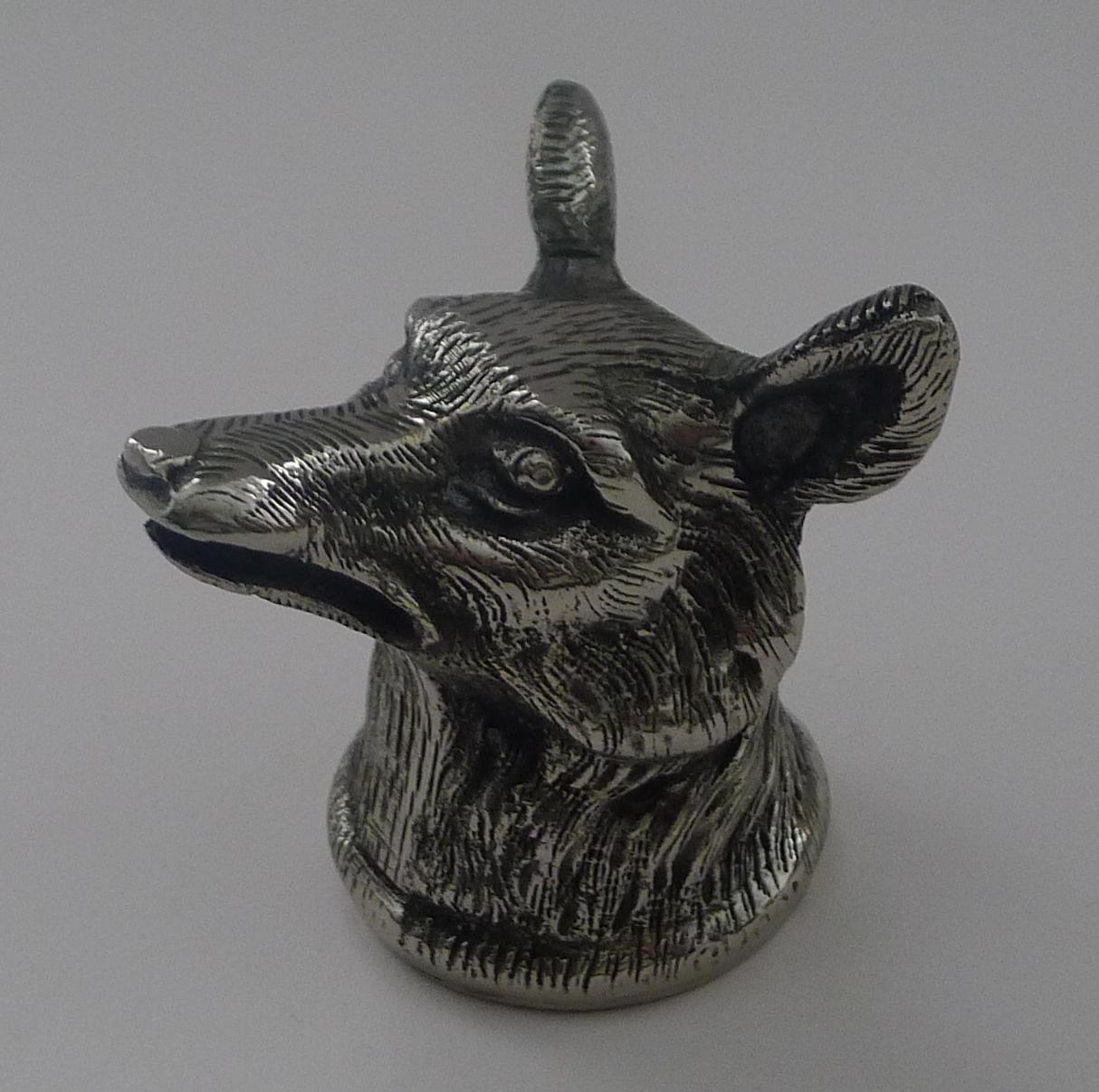 Gucci, Italy - Handsome Fox Head Bottle Opener c.1970 In Good Condition For Sale In Bath, GB