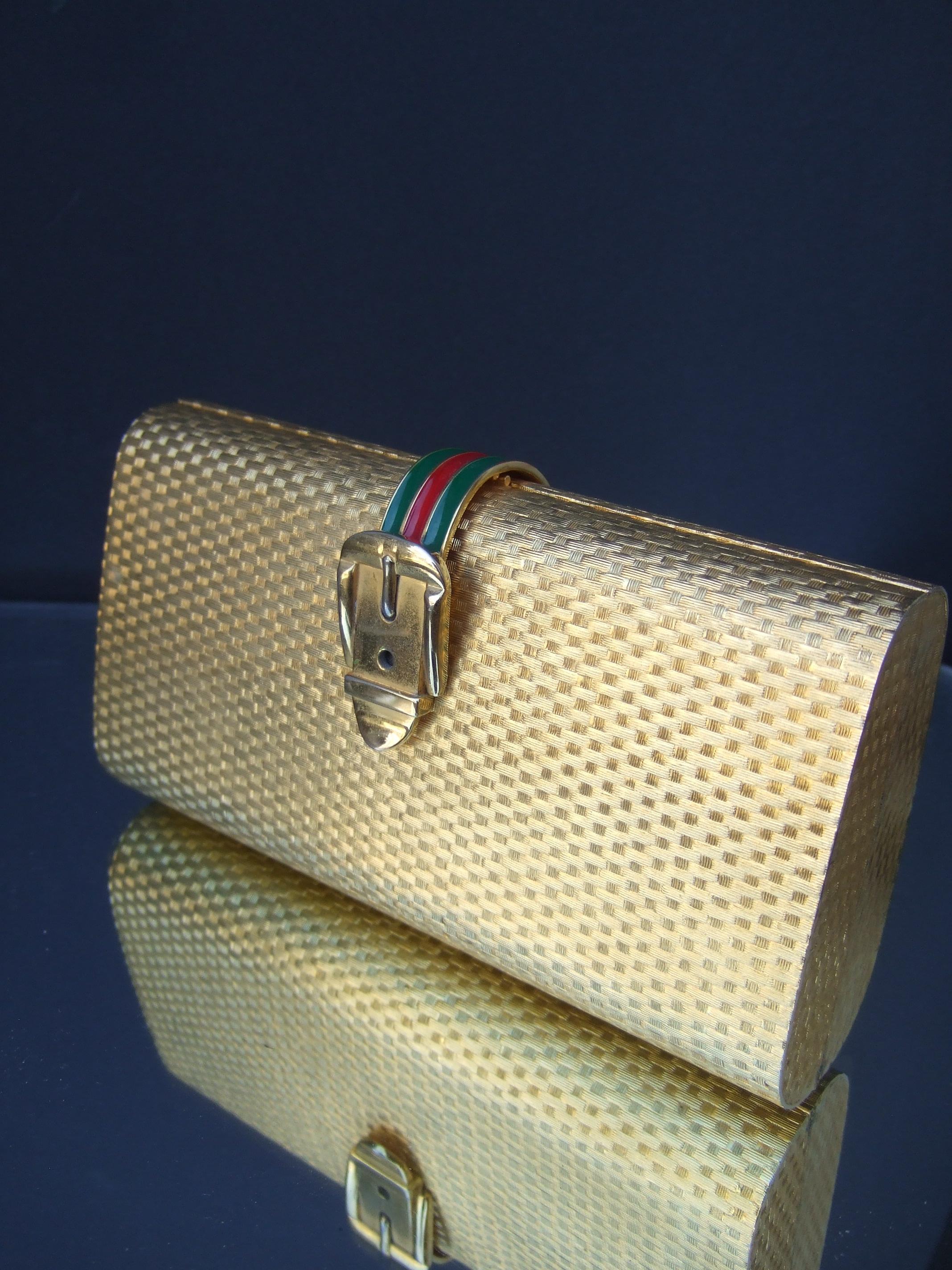 Gucci Italy Opulent Gilt Metal Minaudiere Clutch c 1970s For Sale 5