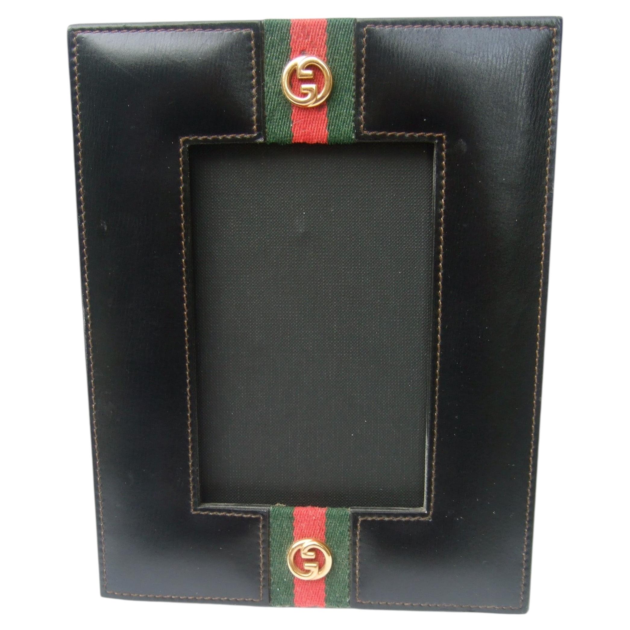 Marco de fotos de cuero negro exclusivo de GUCCI Italia, de los años 80 aproximadamente en venta