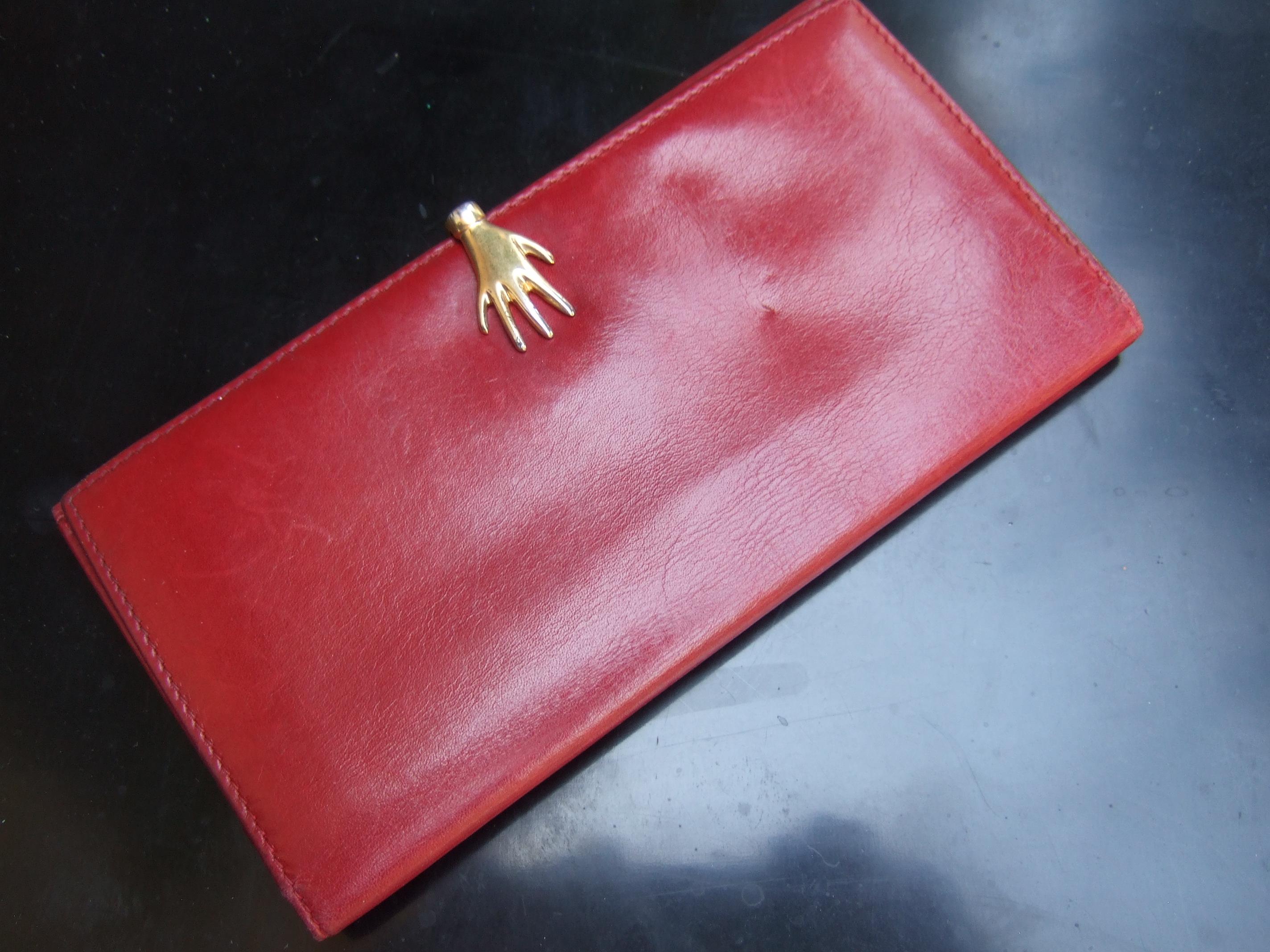vintage gucci wallet with hand clasp