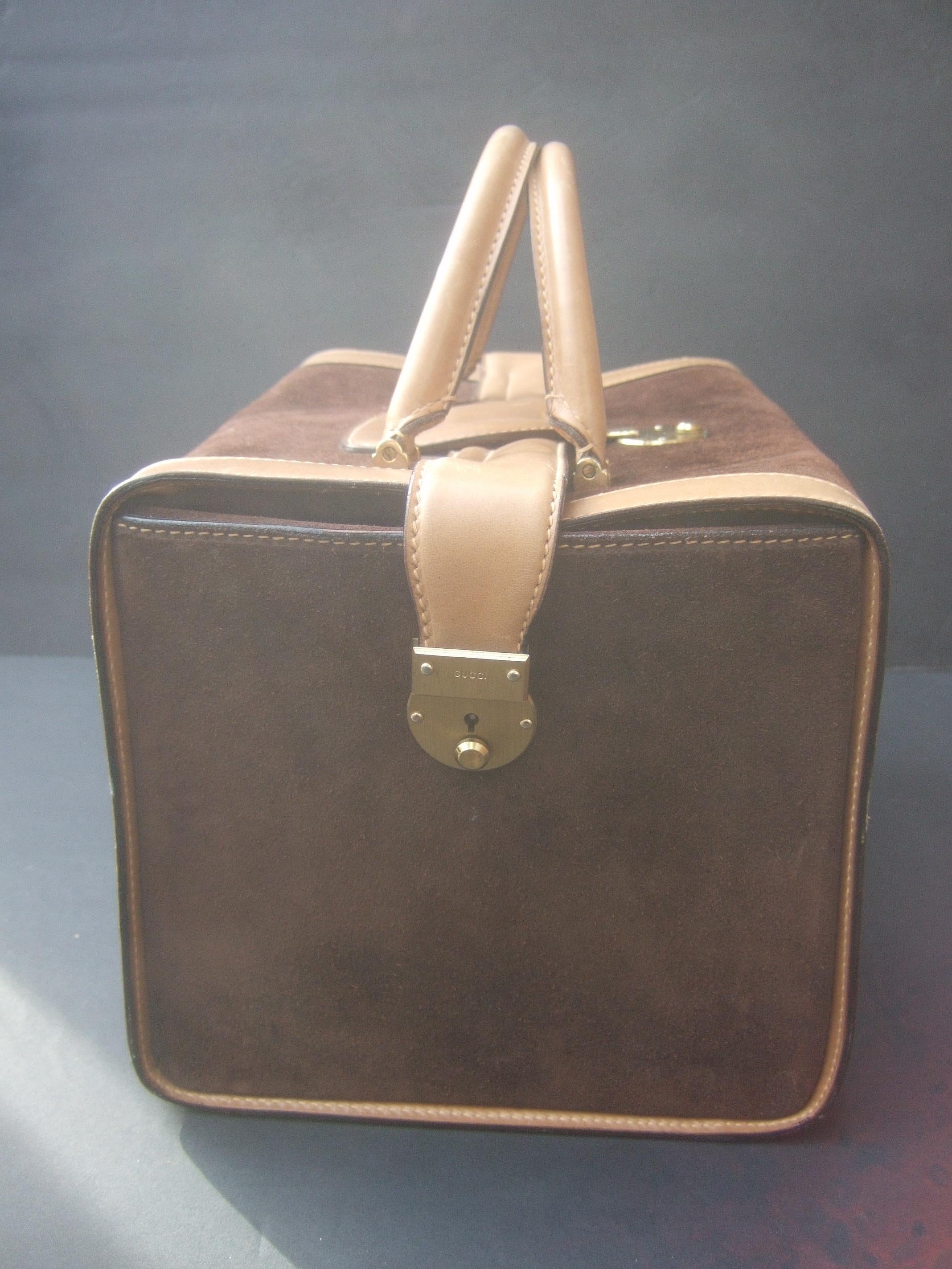 Gucci Italy Rare Chocolate Brown Suede Leather Trim Train Case c 1970s 8