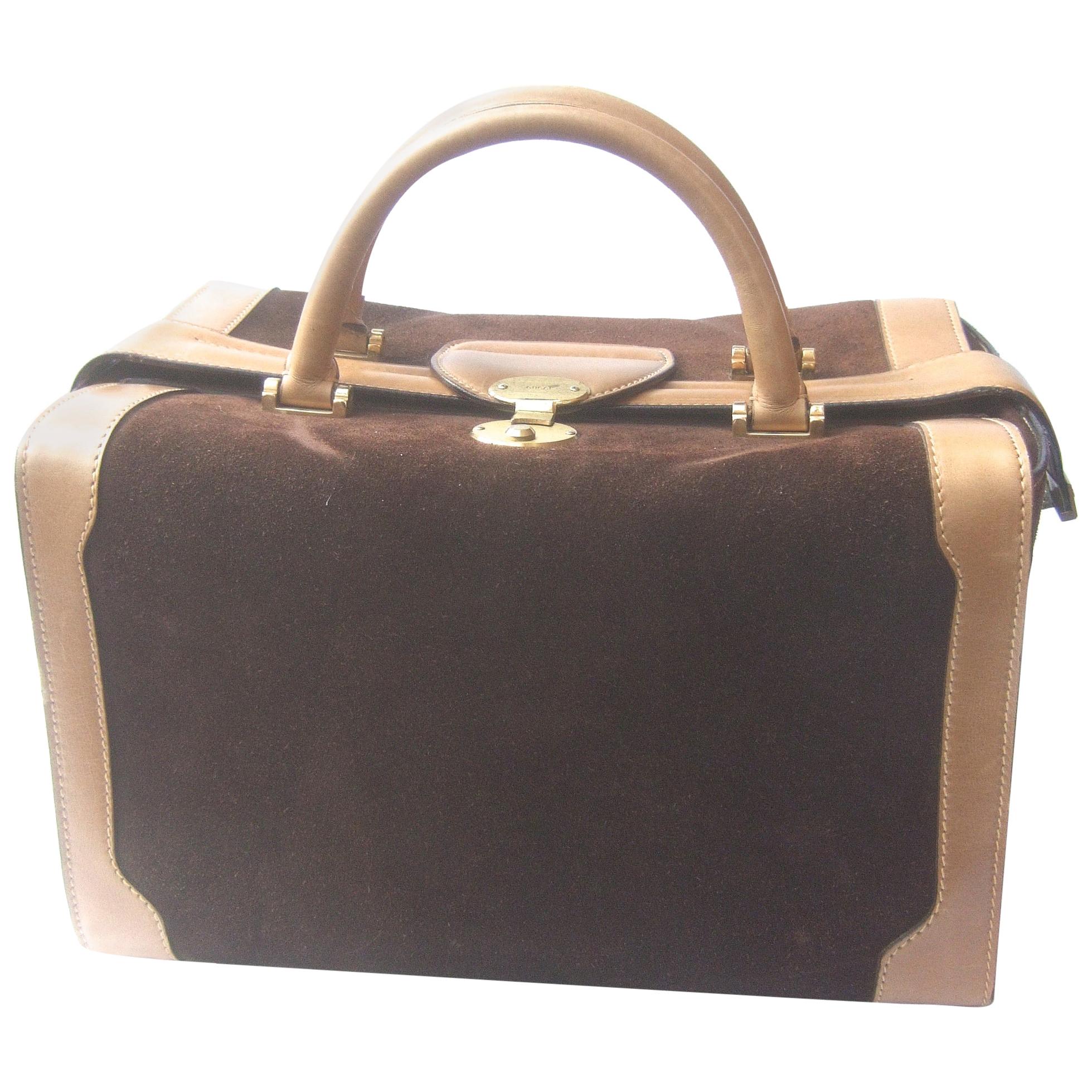 Gucci Italy Rare Chocolate Brown Suede Leather Trim Train Case c 1970s