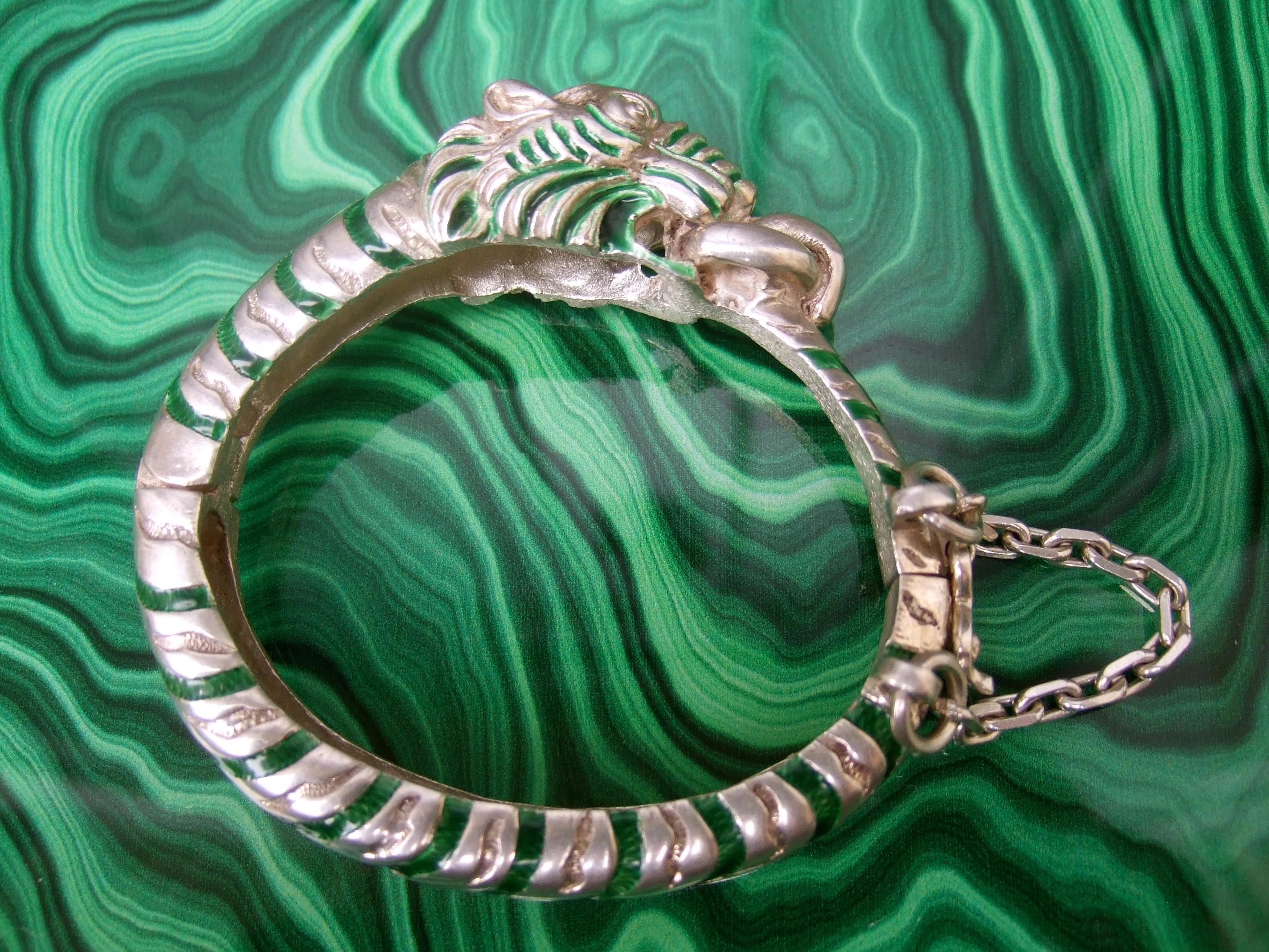 Artigiano A.I.C. Italia Raro bracciale a cerniera in argento 925 con smalto verde, anni '70 circa in vendita