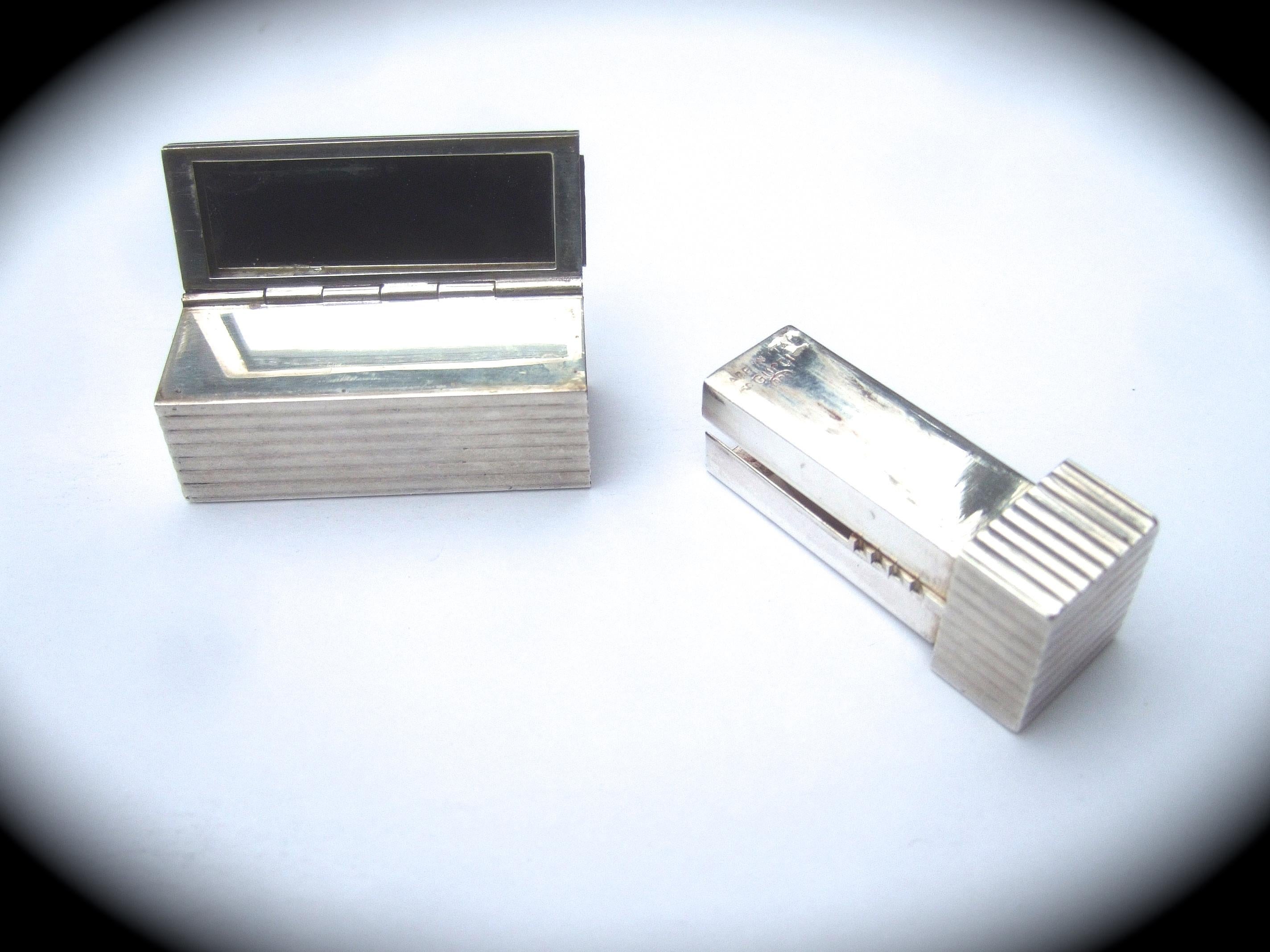 Gucci Italy Rare Sterling Silver Sleek Lipstick Vanity Mirror Case c 1970s For Sale 6