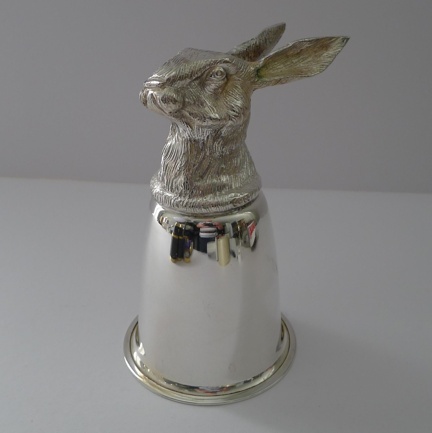 A handsome vintage Italian stirrup cup made from silver plate in the form of a Hare, beautifully executed and signed by the luxury fashion house of Gucci.

Highly collectable and in superb condition having just returned from our silversmith's