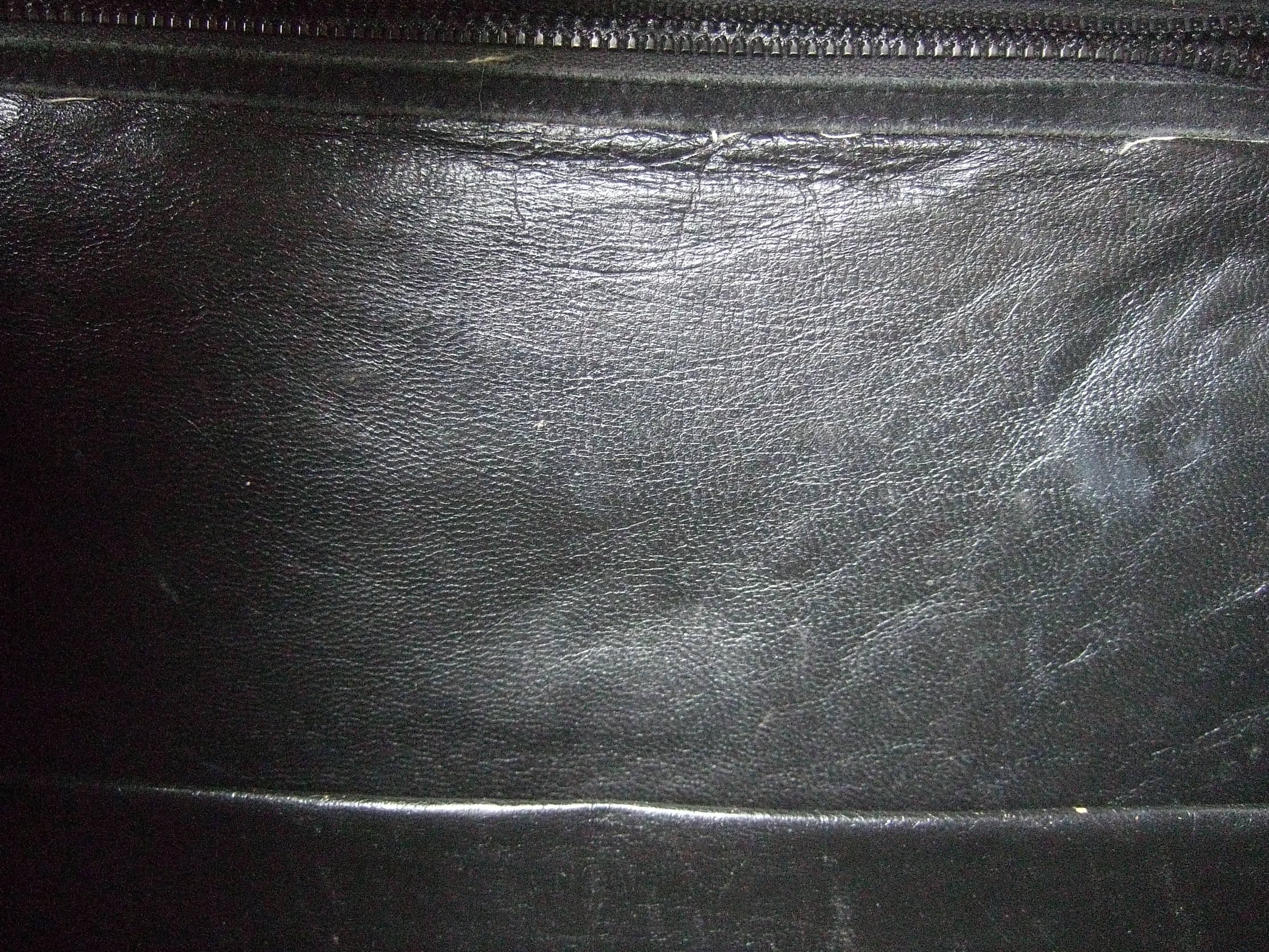 Gucci Italy Sleek Black Patent Leather Clutch Bag, circa 1970s 6