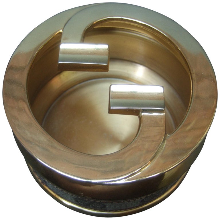 propel dannelse penge Gucci Italy Sleek Rare Gilt Metal G.G. Initial Coated Canvas Ashtray c  1970s at 1stDibs