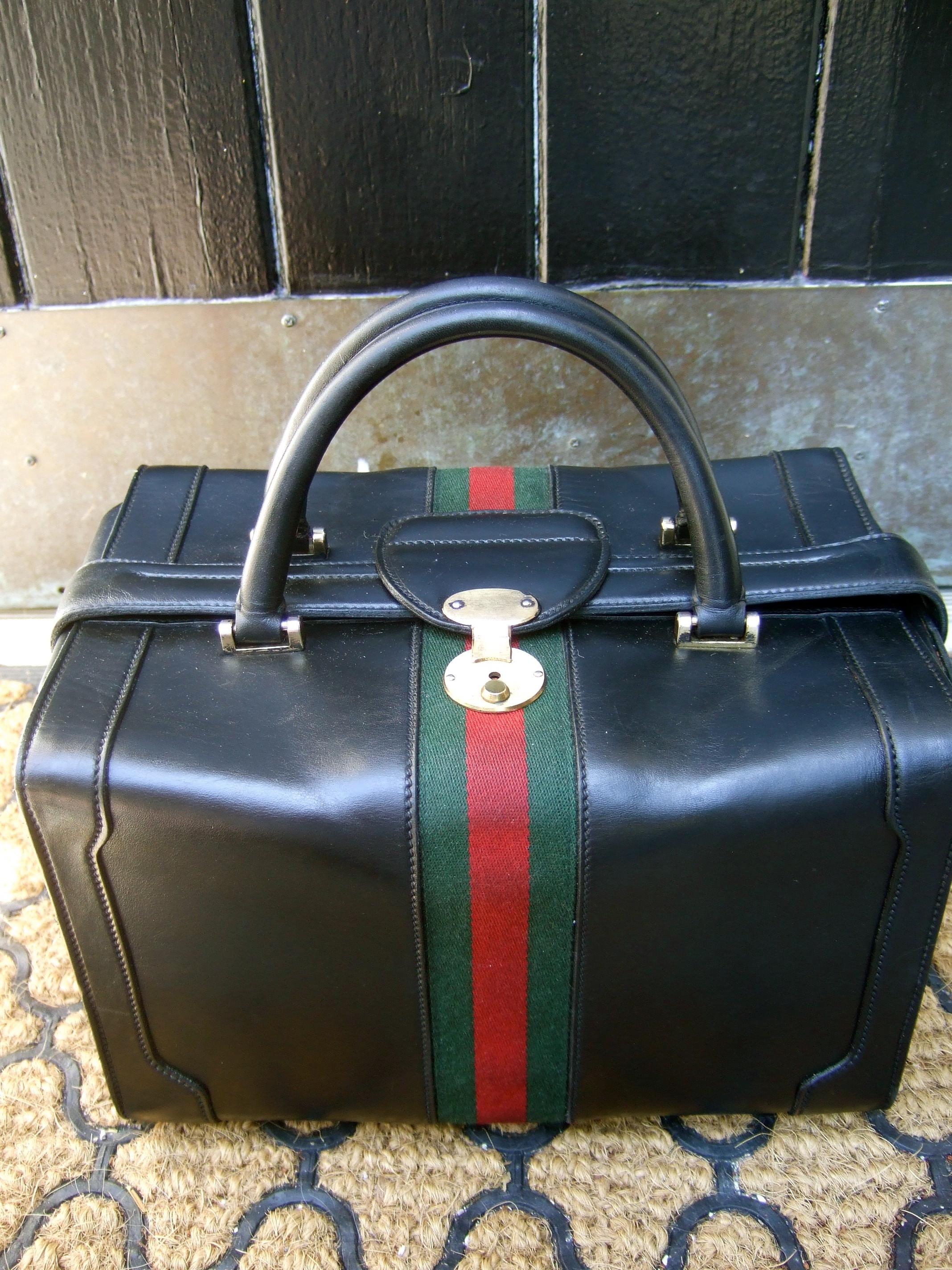 Gucci Italy Structured Black Leather Red & Green Striped Train Case c 1970s 7