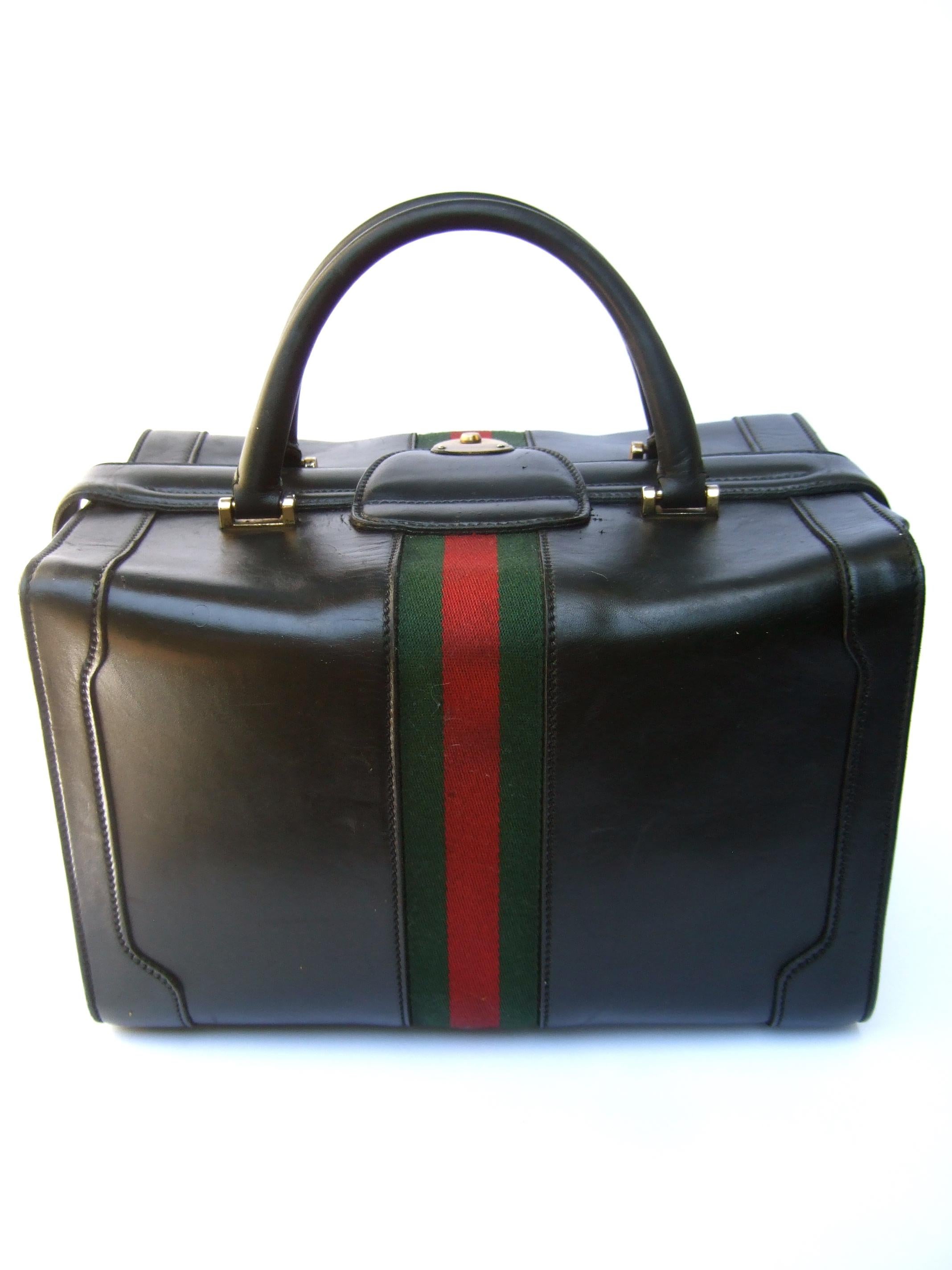 Gucci Italy Structured Black Leather Red & Green Striped Train Case c 1970s 8