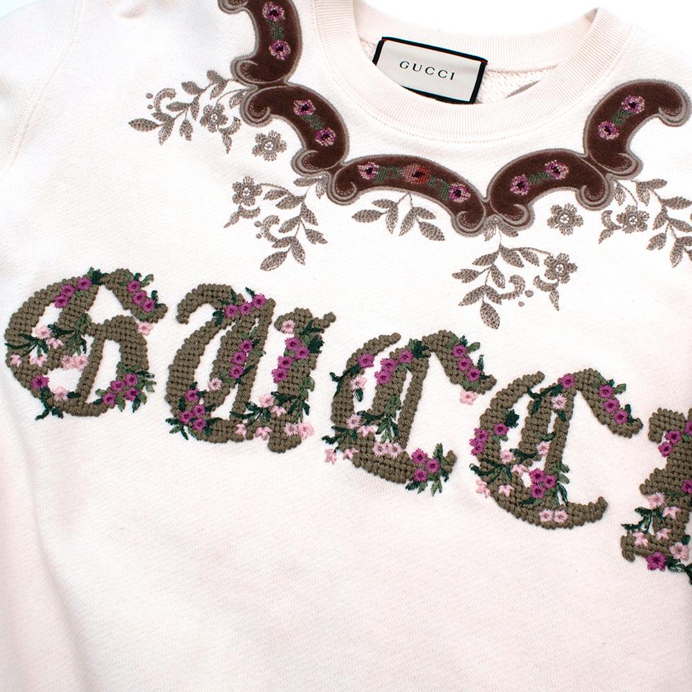 Women's Gucci Ivory Floral Embroidered Oversized Jumper - Size M For Sale