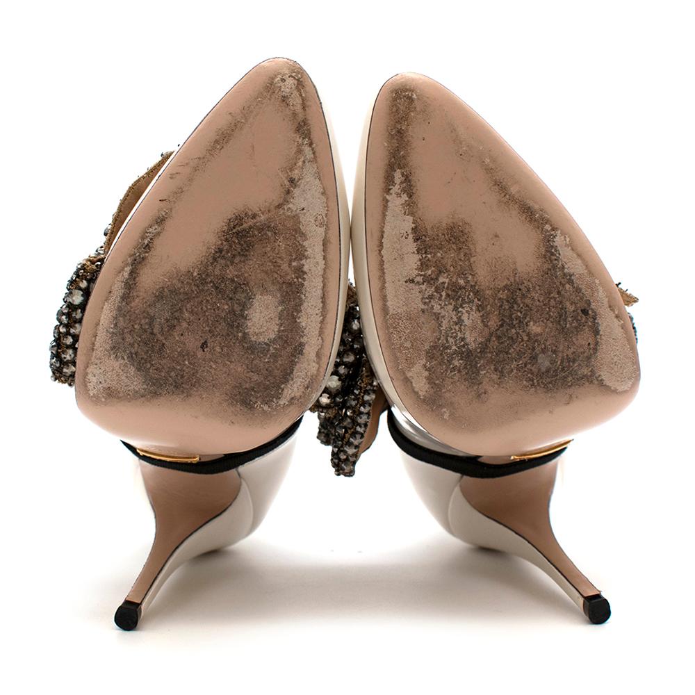 Women's Gucci Ivory Glossed Pumps with Crystal Bow Embellishment 35.5