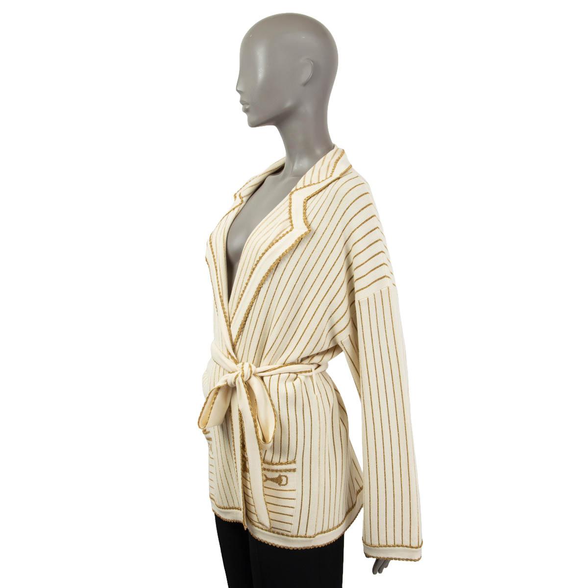 Cardigan à ceinture plissée LUREX GUCCI en laine ivoire et dorée 2020 S Excellent état - En vente à Zürich, CH
