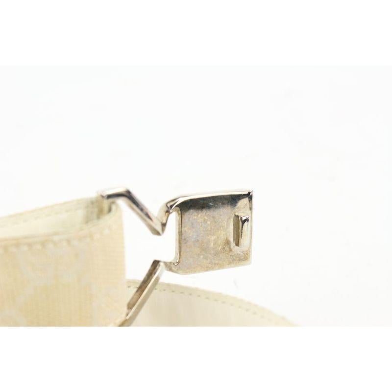 Women's Gucci Ivory Monogram GG Belt 2G929 For Sale