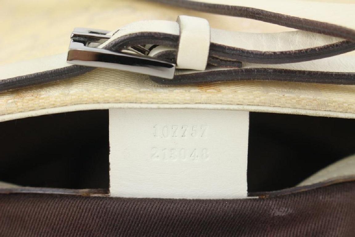 Blanc Gucci - Sac fourre-tout ivoire à motif de ceinture GG et monogramme 93ggs727 en vente