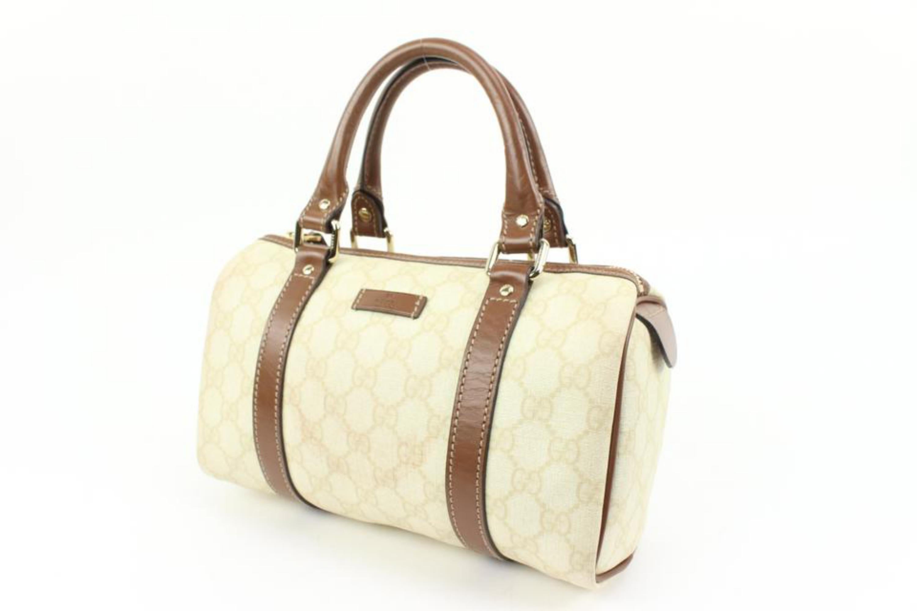Gucci Ivory Monogram GG Supreme Joy Boston Mini Bag 7g34s
Date Code/Serial Number: 193604 213317
Made In: Italy
Measurements: Length:  9.5