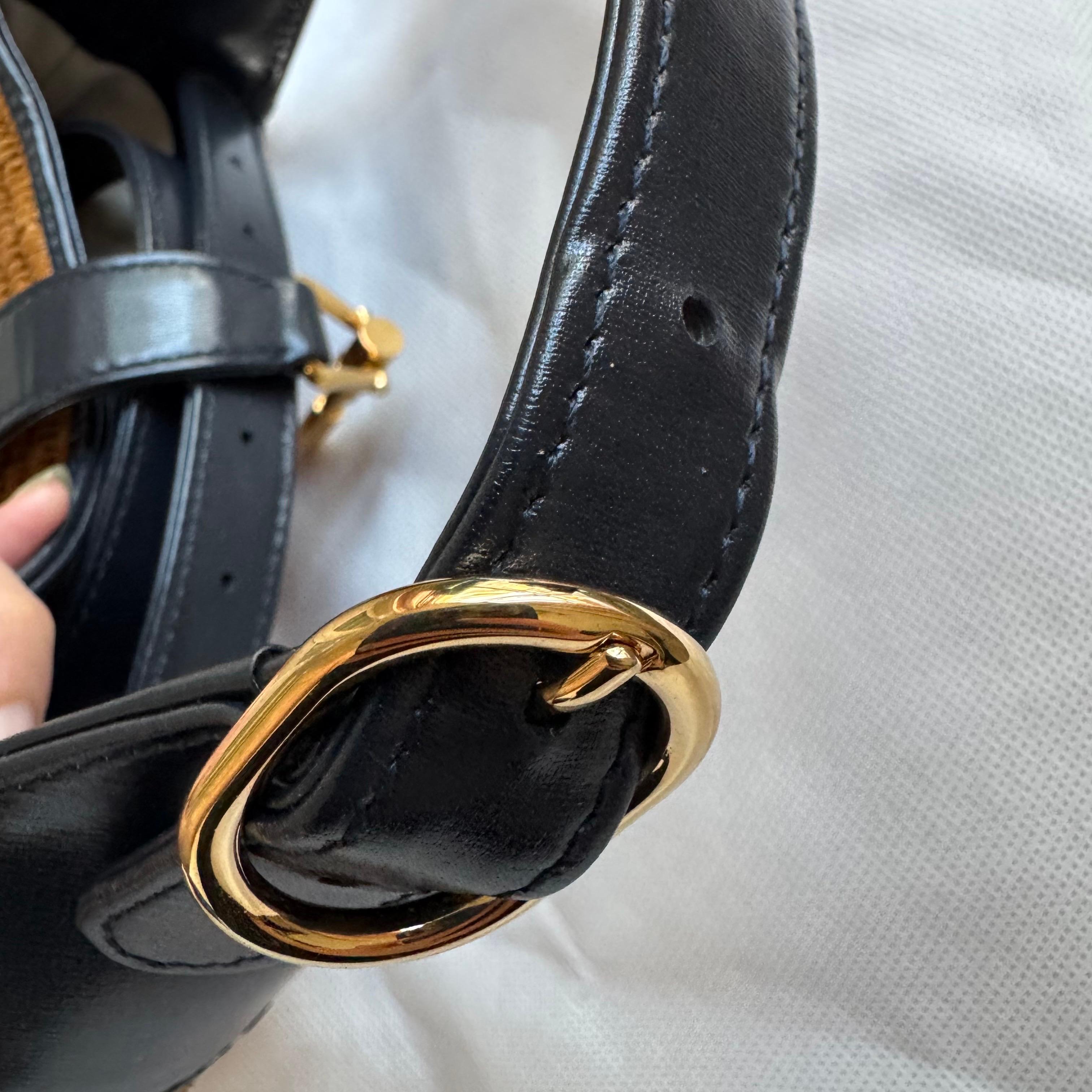 Gucci Jackie 1961 Beige Camel Wicker Bag Black Leather Gold Hardware Leather Str en vente 11