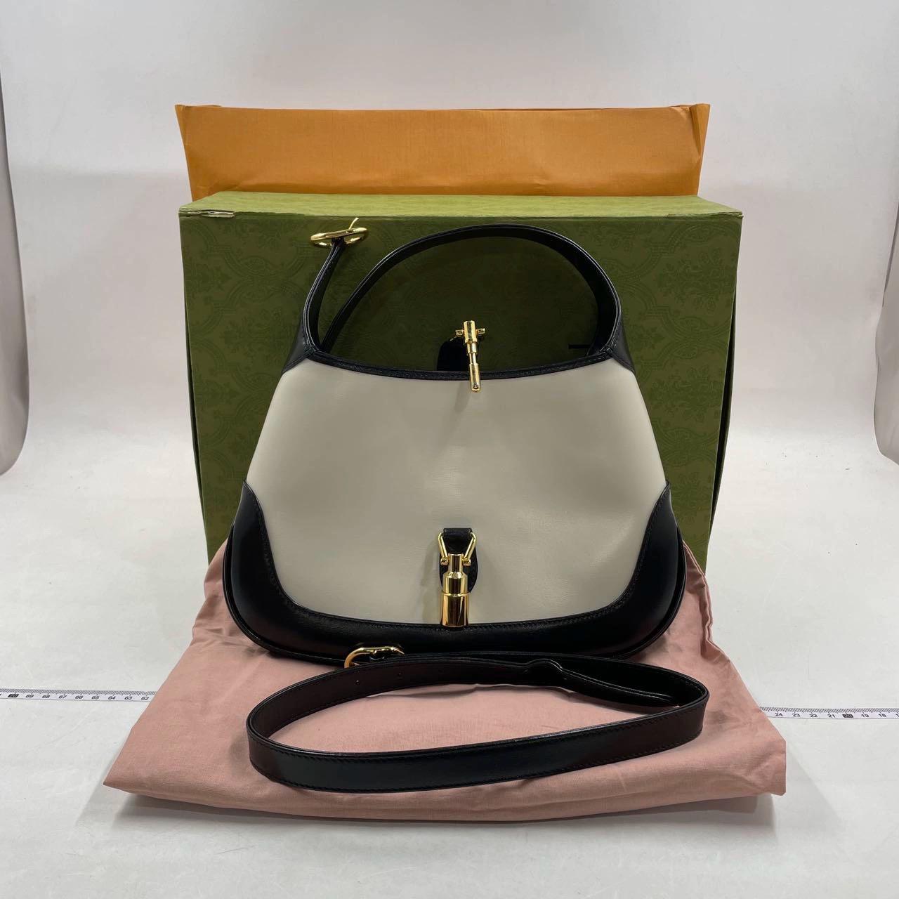 Gucci Jackie 1961 Black and White Leather Bag Size Small with Adjustable Strap 4