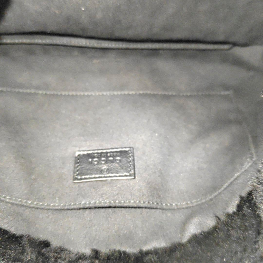 Gucci Jackie 1961 Black Fluffy Shearling Borsa Piccola in vendita 3