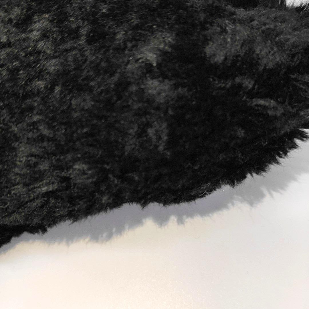 Gucci Jackie 1961 Black Fluffy Shearling Borsa Piccola in vendita 4