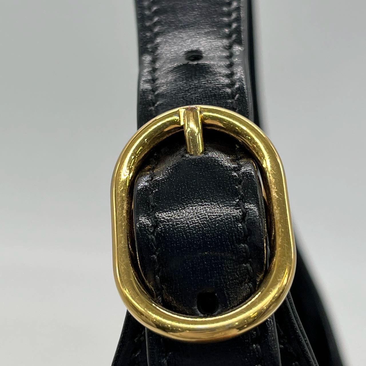Gucci Jackie 1961 Black Leather Bag Small Piston Lock 16