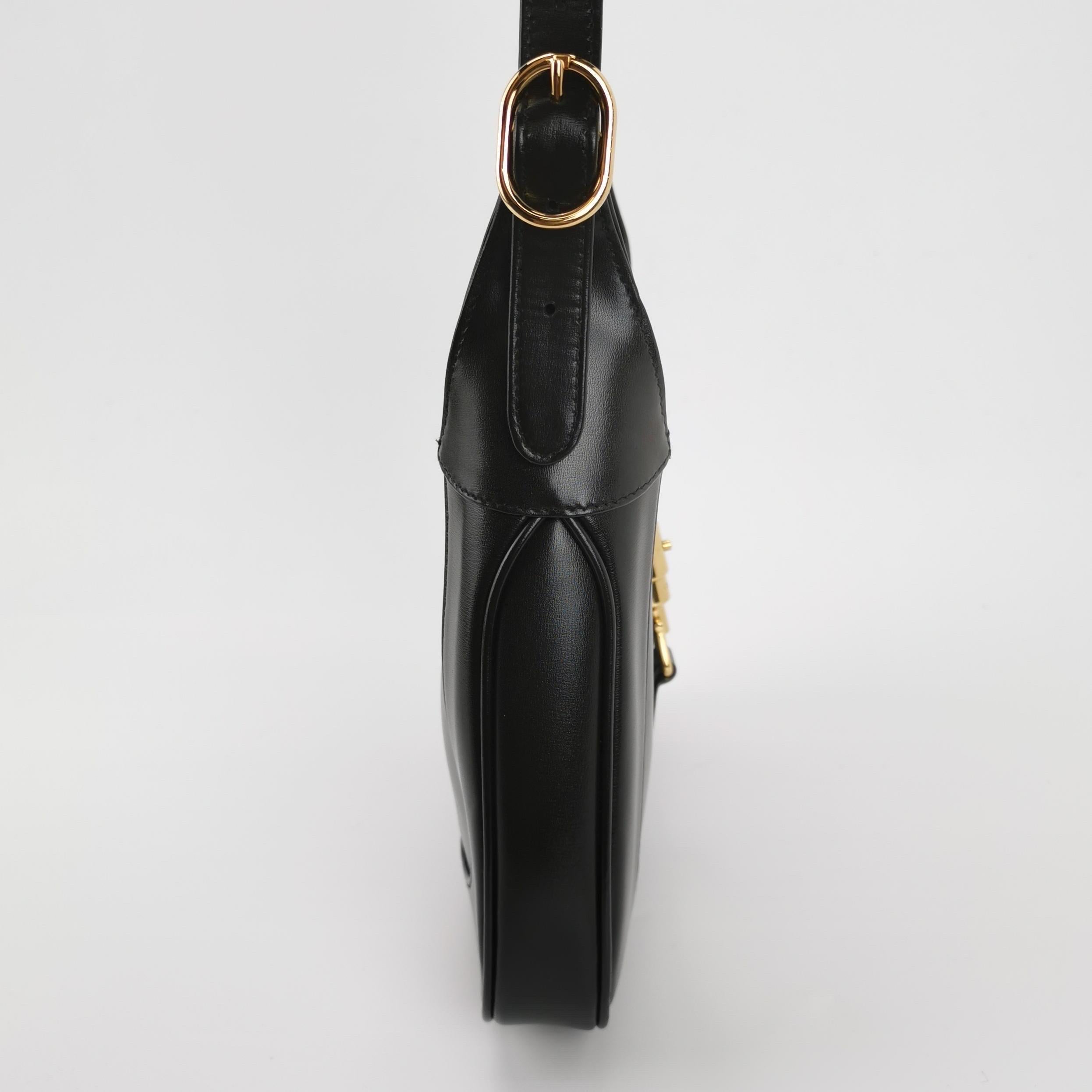 Gucci Jackie 1961 Black Leather Bag Small Piston Lock With Strap For Sale 3