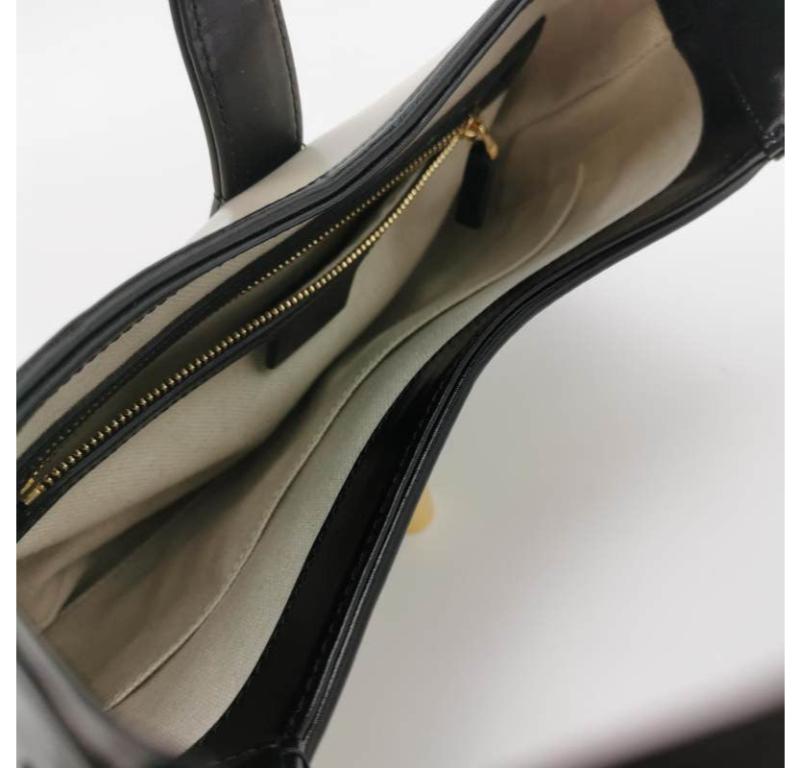Gucci Jackie 1961 Black & White Leather Bag Small In New Condition In AUBERVILLIERS, FR