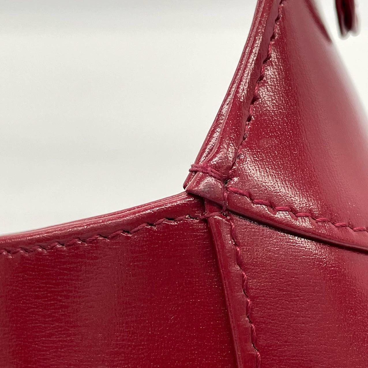 JACKIE SMALL SHOULDER BAG 27 IN BURGUNDY RED CALFSKIN GOLD HARDWARE