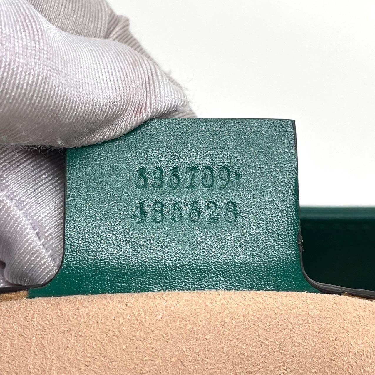 Gucci Jackie 1961 Green Leather Bag Small with Adjustable Strap For Sale 7