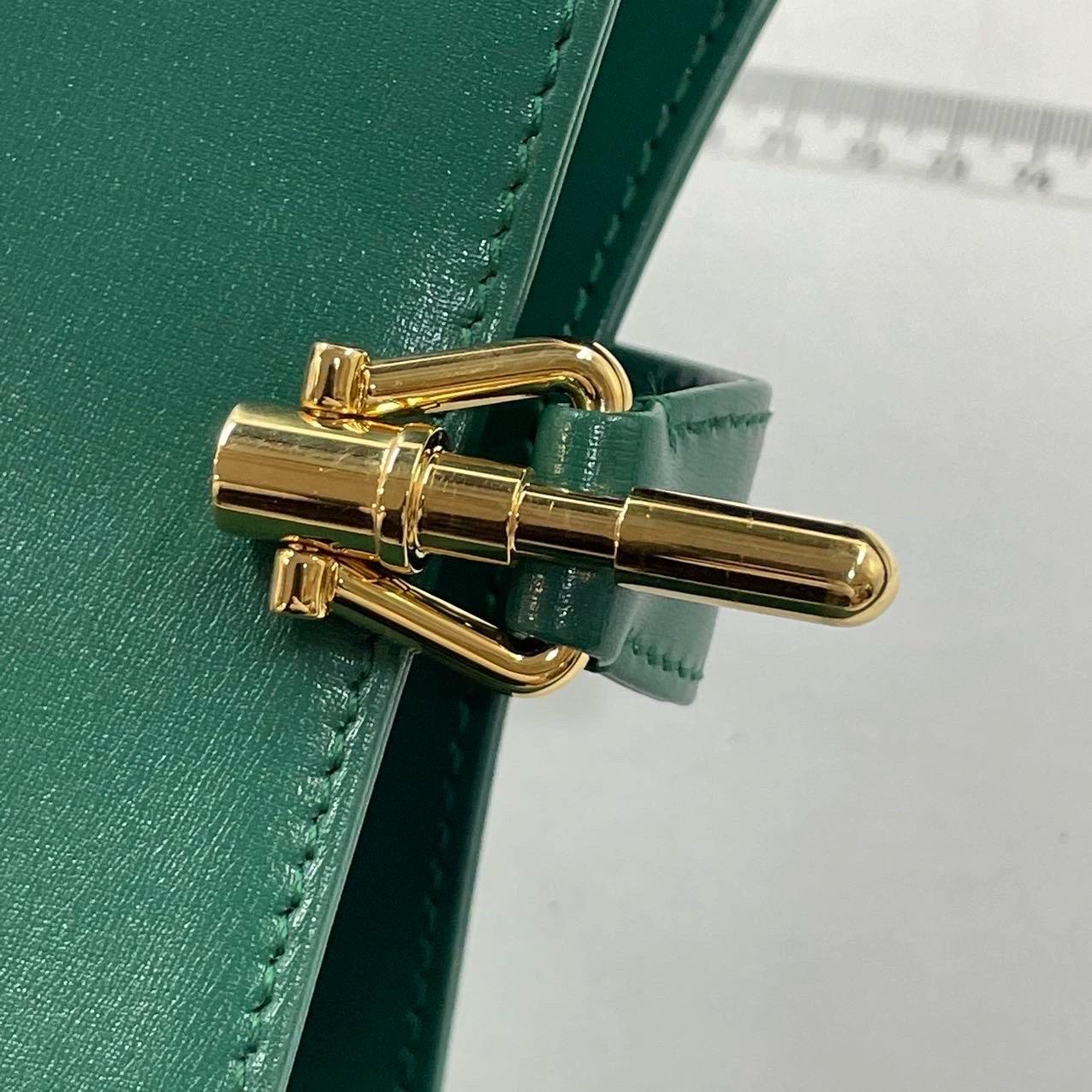 Gucci Jackie 1961 Grüne Ledertasche mit verstellbarem Riemen im Angebot 8
